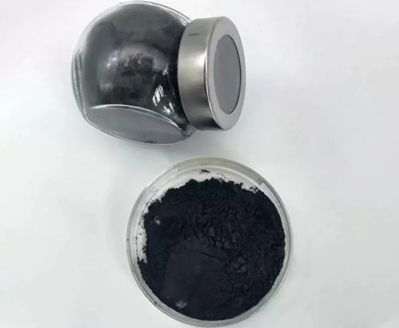 Porous carbon ultrafine powder